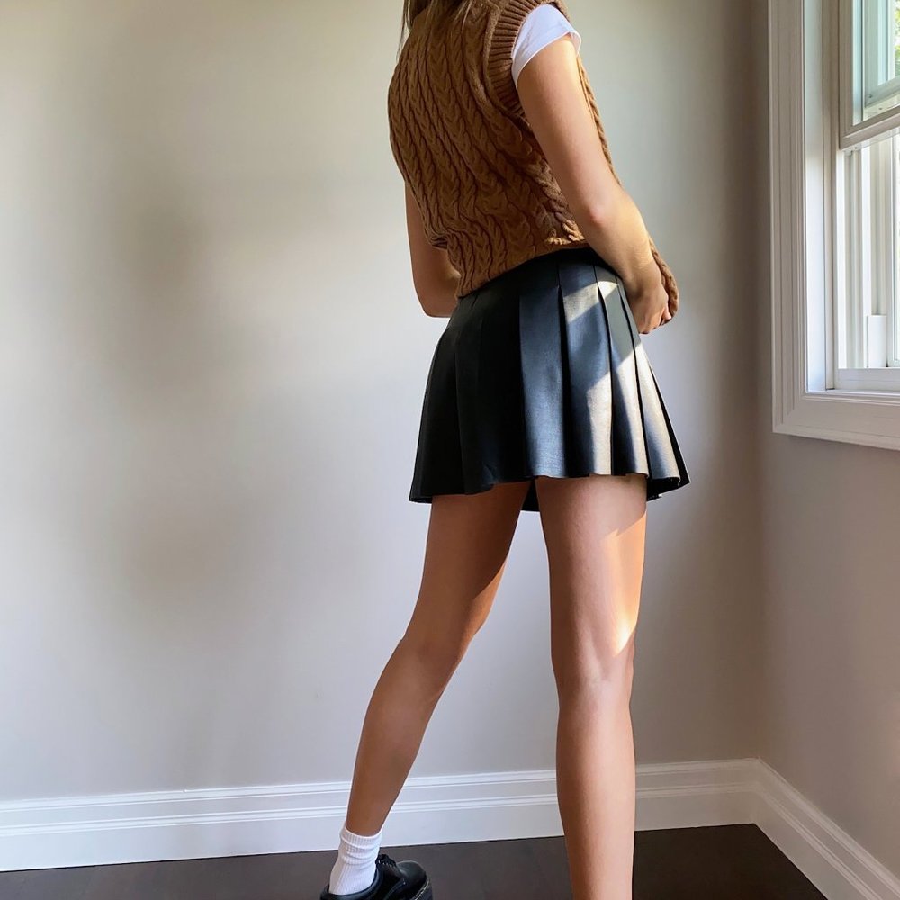 Leather Olive Mini 15" Skirt